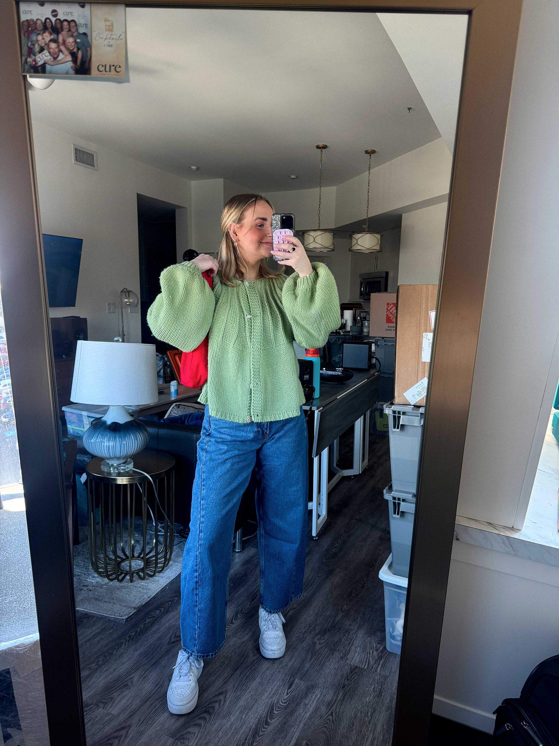 Ali naj v svojem profilu govorim o politiki?