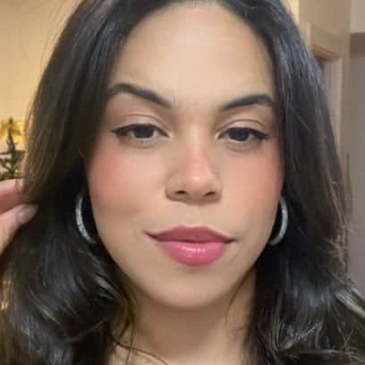 Taís's avatar