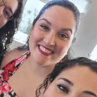 Raquel's avatar