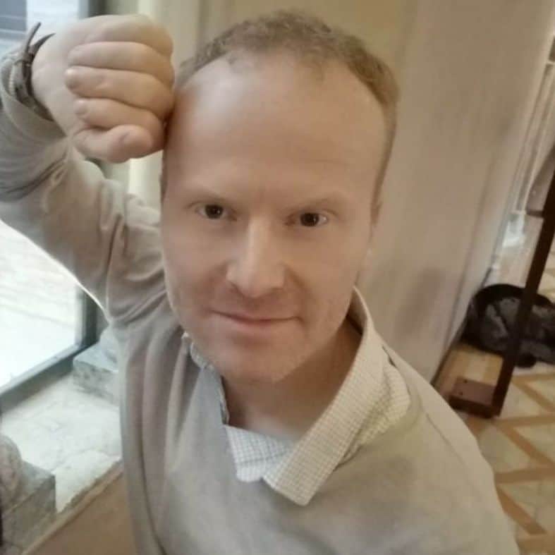 Robert's avatar