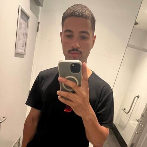 Thales's avatar
