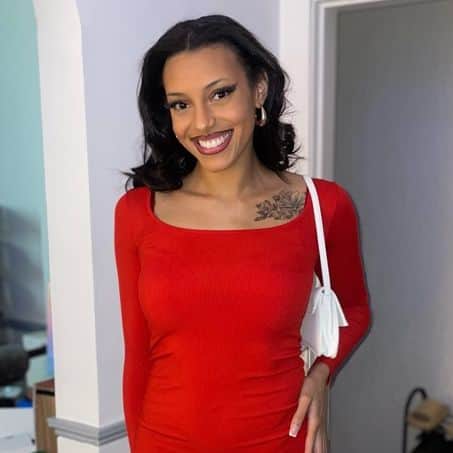 Dominique's avatar