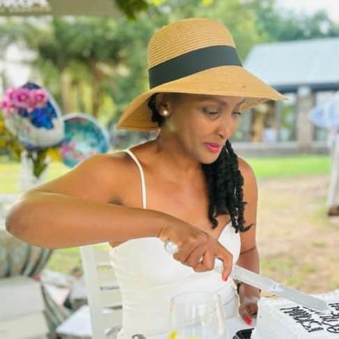 Mandisa's avatar