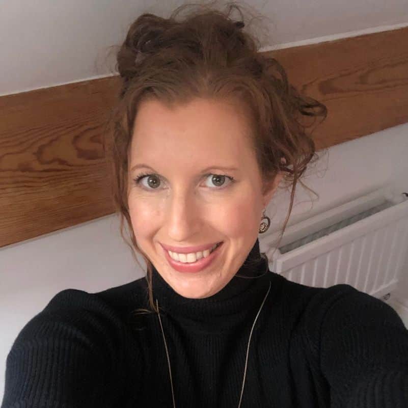Rebecca's avatar
