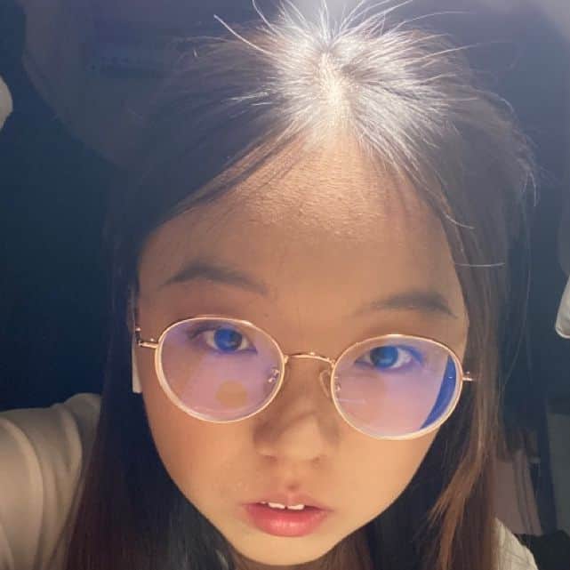 Ellie's avatar