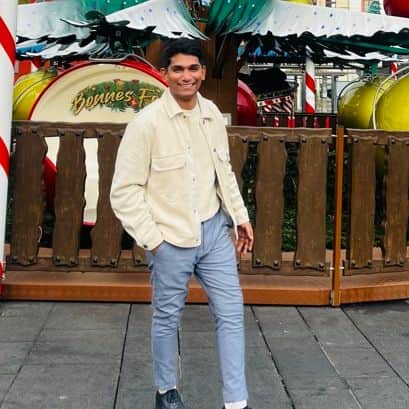 Sudarshan Sam's avatar