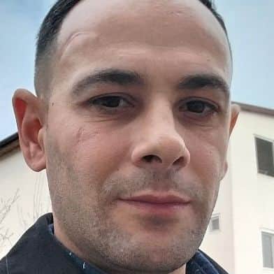 Andrei iulian's avatar